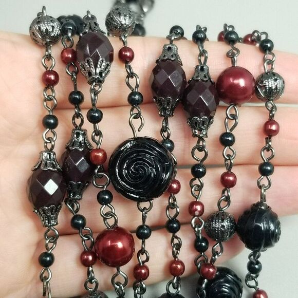 Vintage Avon Black and Red Necklace Multi Layered Beaded Plastic Rose Beads - Picture 4 of 6